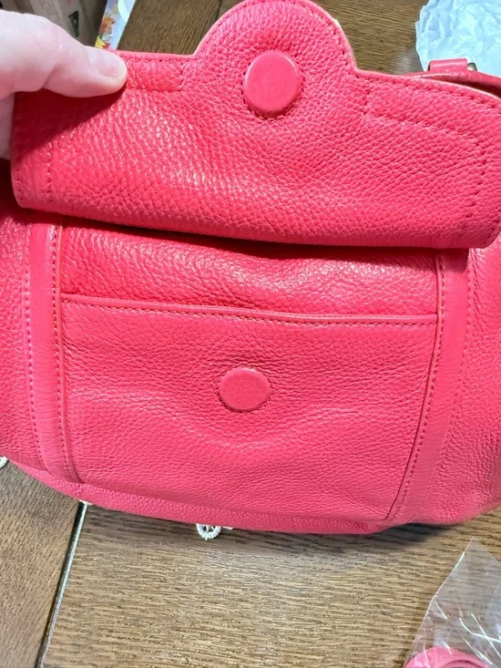 Tory Burch Pink Pebbled Leather Tote with Logo Medallion - Picture 8 of 9